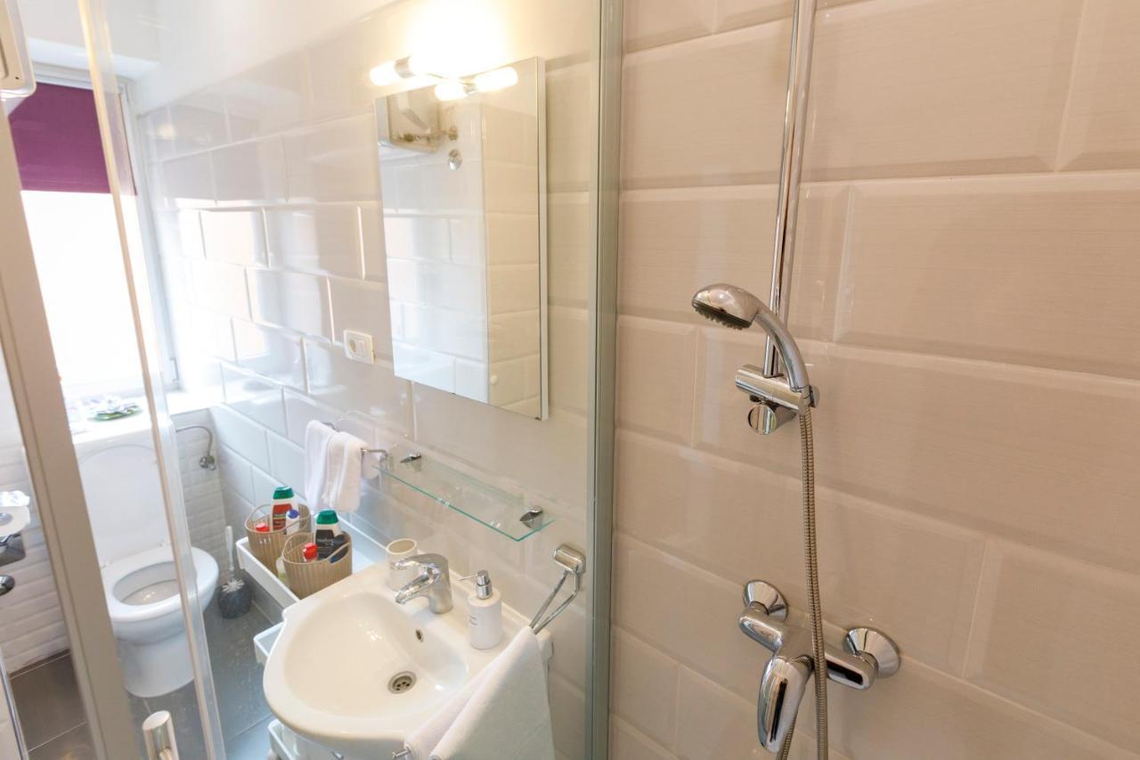 Apartment Grace, Feel At Home - Away From Home Split Bagian luar foto